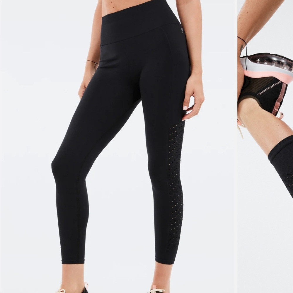 Fabletics scultknit leggings 7/8 NWT